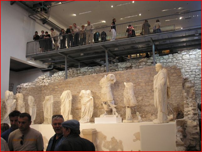 Razgledavanje muzeja10